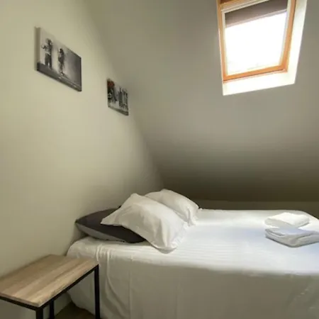 Bright Duplex 30 M With Wifi - Downtown 캉