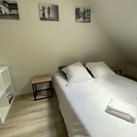 Bright Duplex 30 M With Wifi - Downtown 캉